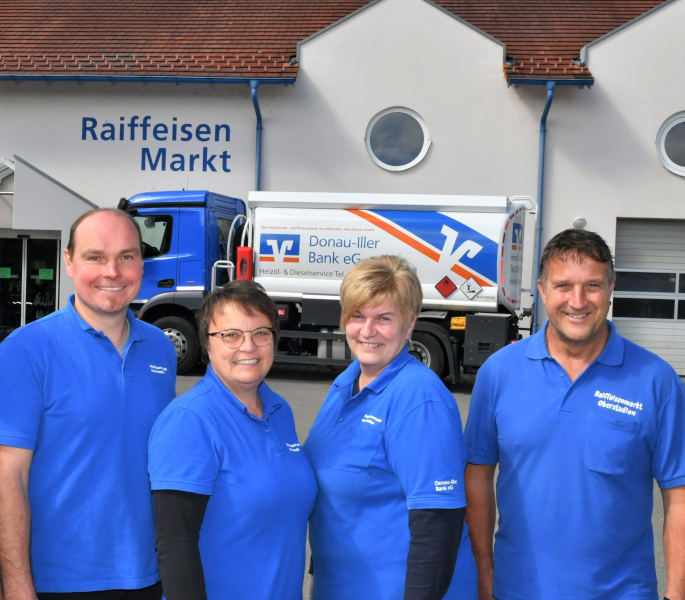 Das Team des Raiffeisenmarkts.